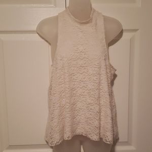 Lacey Hollister tank 🌻